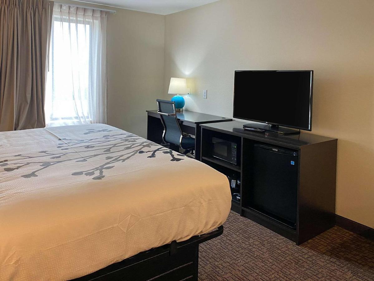 Sleep Inn Greensboro - Coliseum Area Exterior foto